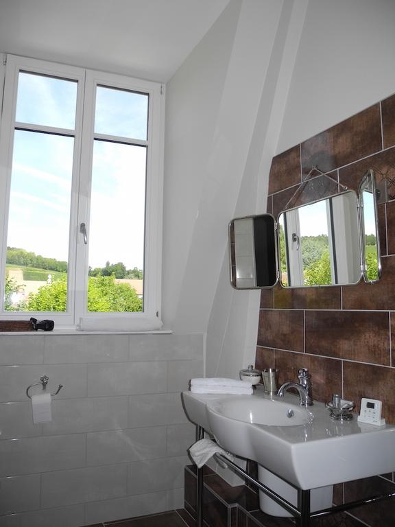 Le Chateau D'Hermonville B&B / Chambres D'Hotes Bagian luar foto