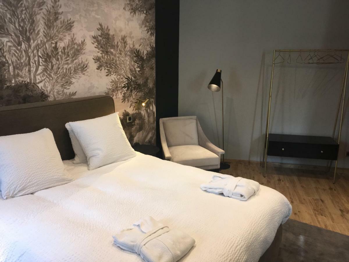 Le Chateau D'Hermonville B&B / Chambres D'Hotes Bagian luar foto
